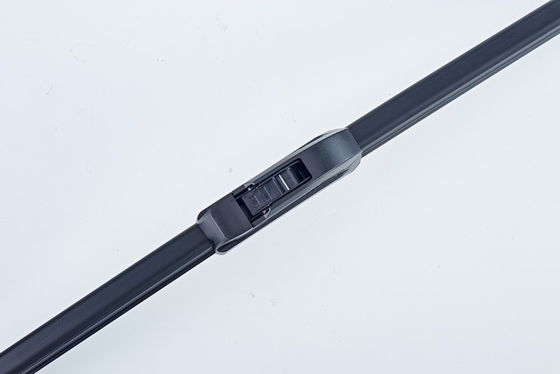 Lâmina de limpeza de limpador de carro de silicone flexível limpador sem ossos eficiente